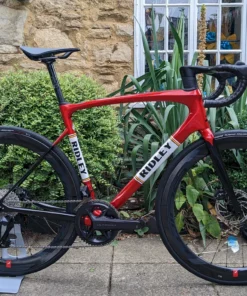 Ridley Fenix SLiC Ultegra Di2 Heritage Cherry Red / Black with Fulcrum Wind 55s