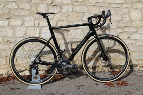 Basso Astra Super Record EPS with Shamal carbon wheels