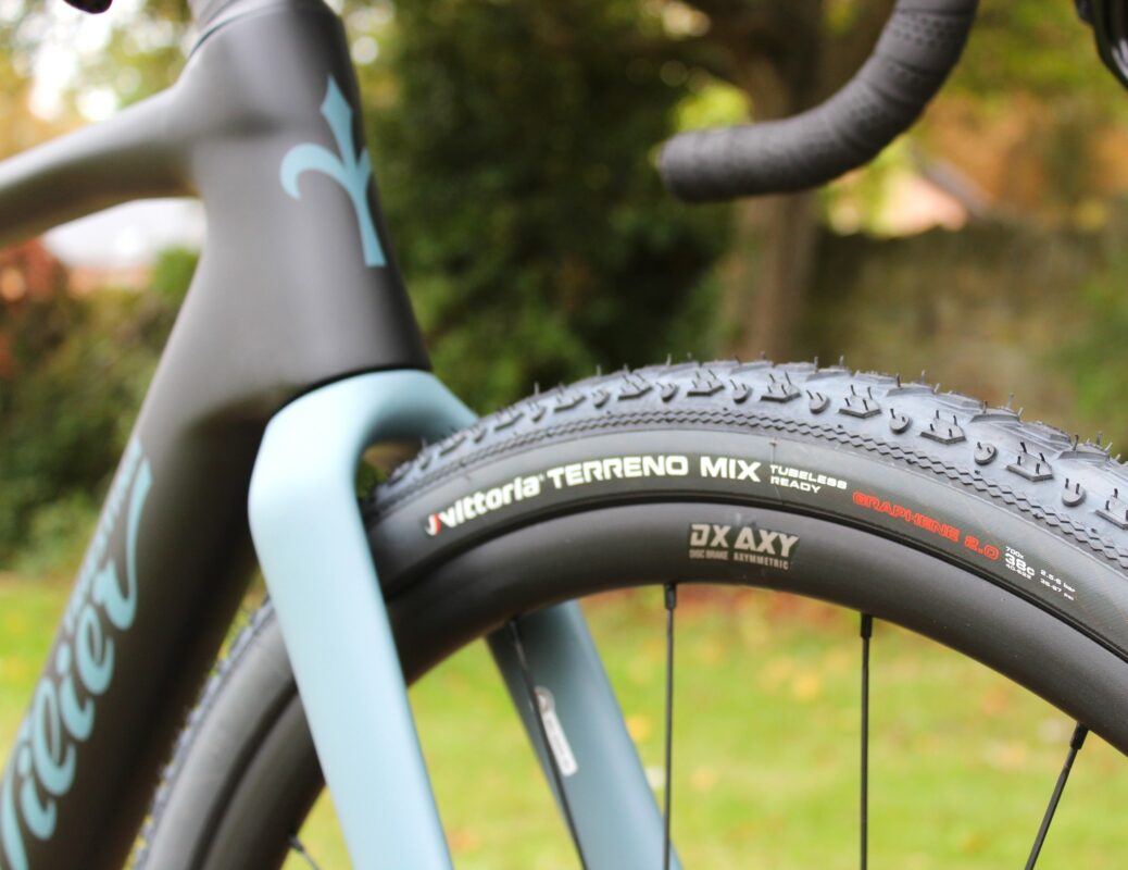 Rivale Rave Wilier Rave SLR M Black & Grey – Sram Rival XPLR AXS – Miche Graff ...