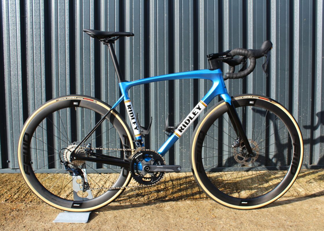 Ridley Fenix SLiC Ultegra Mech Blue Metallic Heritage FFWD Tyro 45’s ...