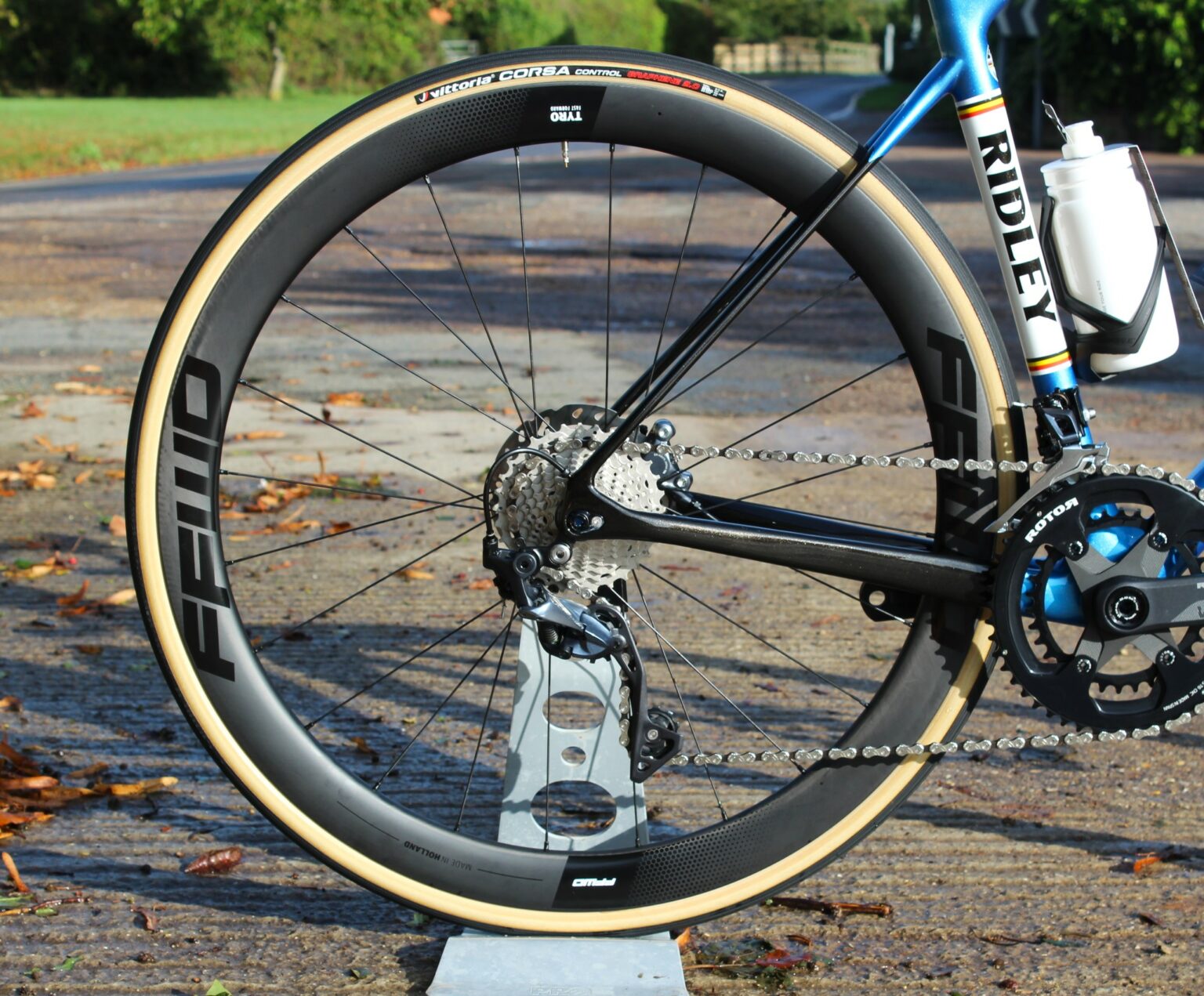 Ridley Fenix SLiC Ultegra Mech Blue Metallic Heritage FFWD Tyro 45’s ...