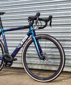 Alternative view of Cinelli Veltrix Metallic Blue Pink Highlights Shimano 105 Hydro with Hunt Aero 40's Wheels Dream Build